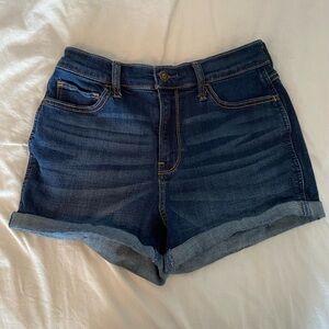 Hollister Jean Shorts size 5